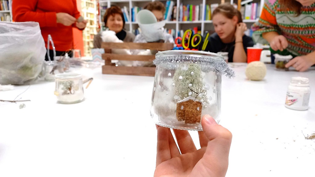 Мастер-класс «Зимний сад: уют в стекле»