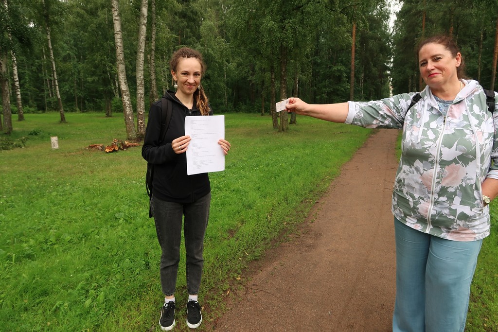 Уличная акция «Под покровом Петра и Февронии»