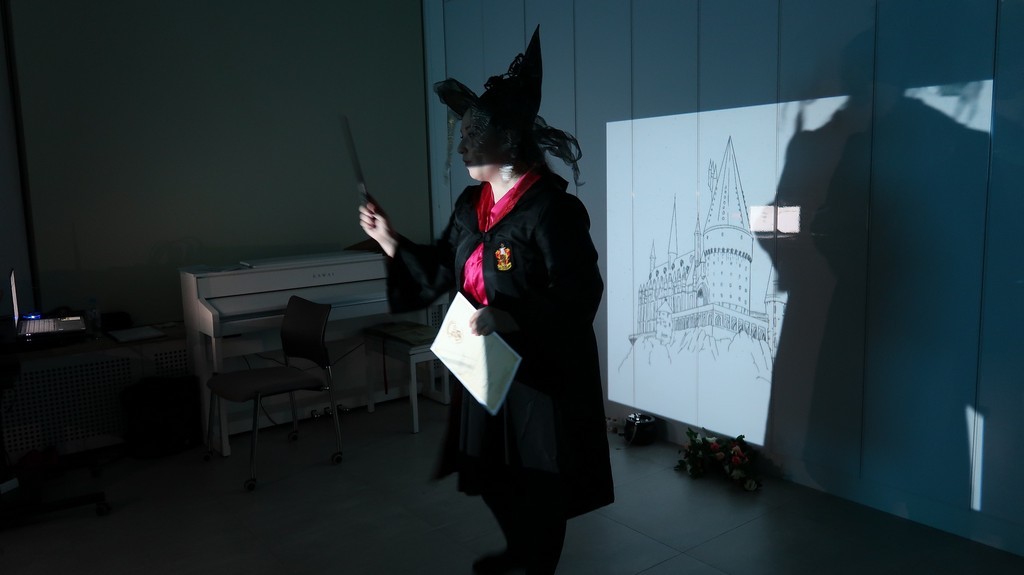 Спектакль «Волшебники Хогвартса и магические камни»