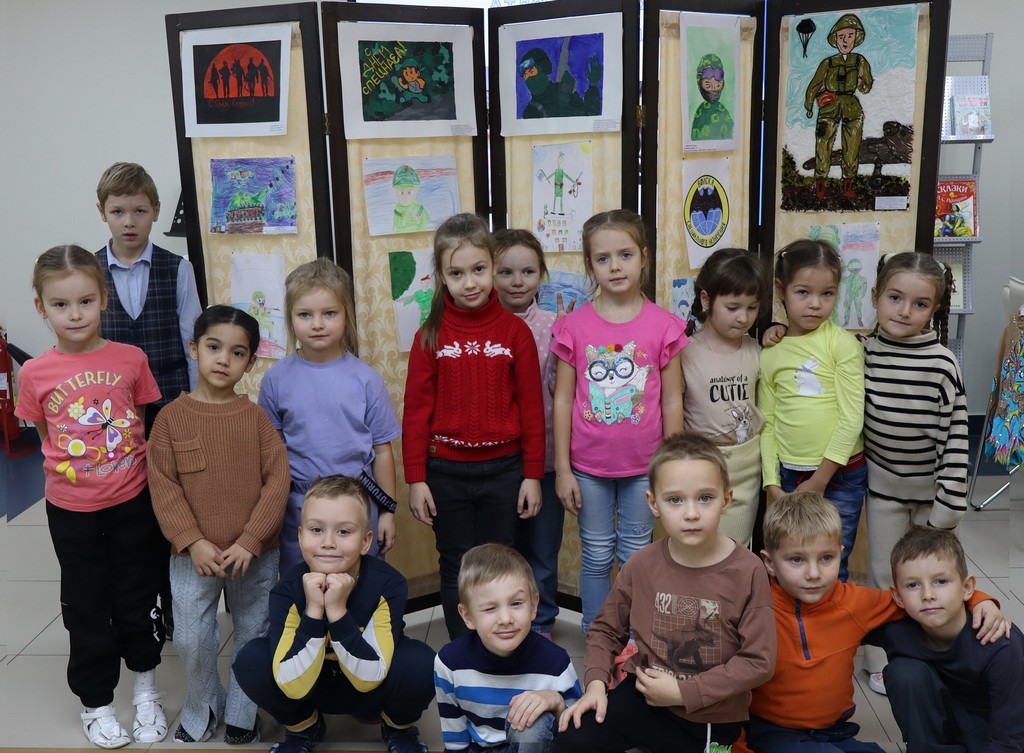 Патриотическая встреча с подведением итогов конкурса рисунков  «На страже безопасности Родины. День подразделений специального назначения»