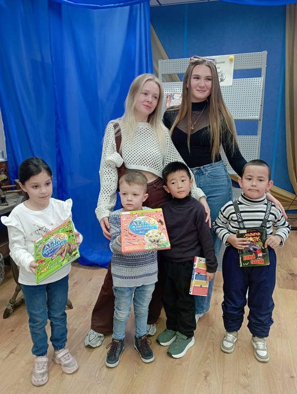 Обзор детской литературы в рамках проекта   «Путешествие по книжной вселенной»