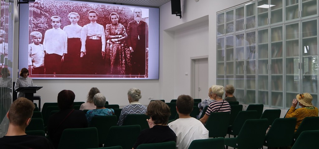 Библиодайджест «Жизнь как факел»