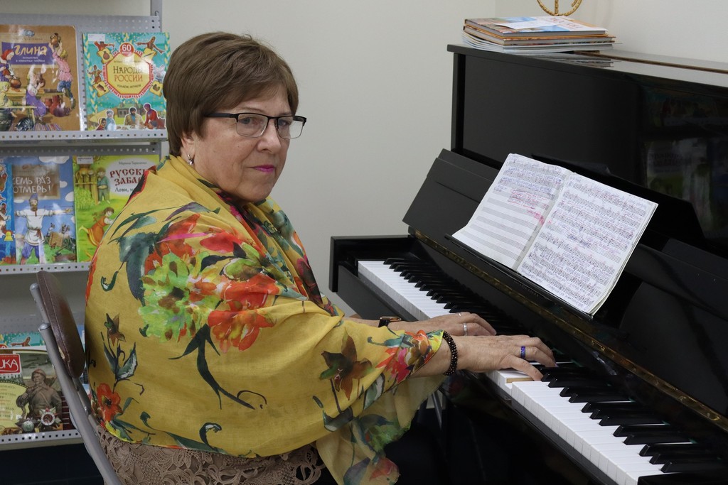 Концерт «Осенняя краса»  ко Дню пожилого человека