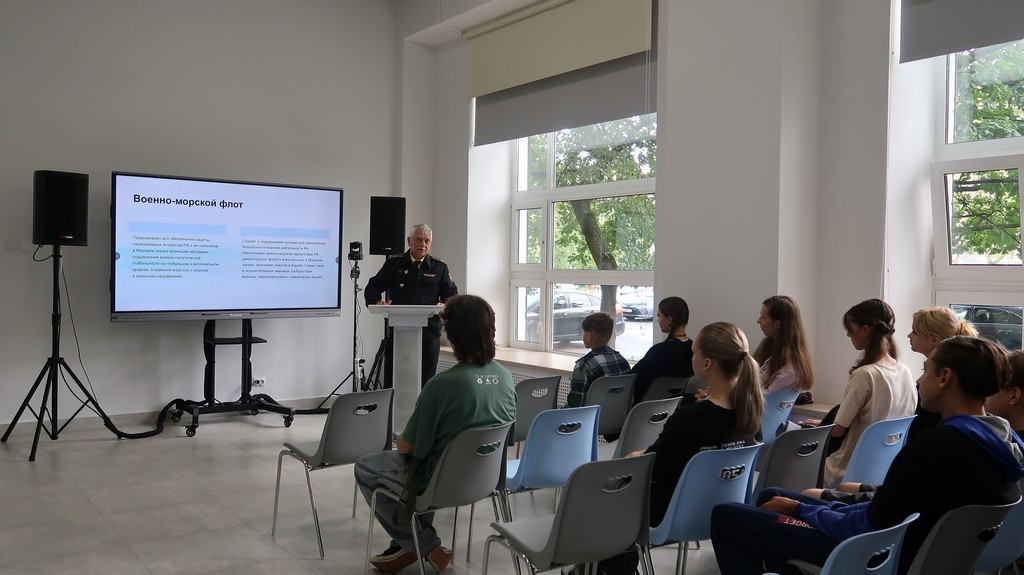 Встреча с художником Ярулиным Тимуром Назифовичем