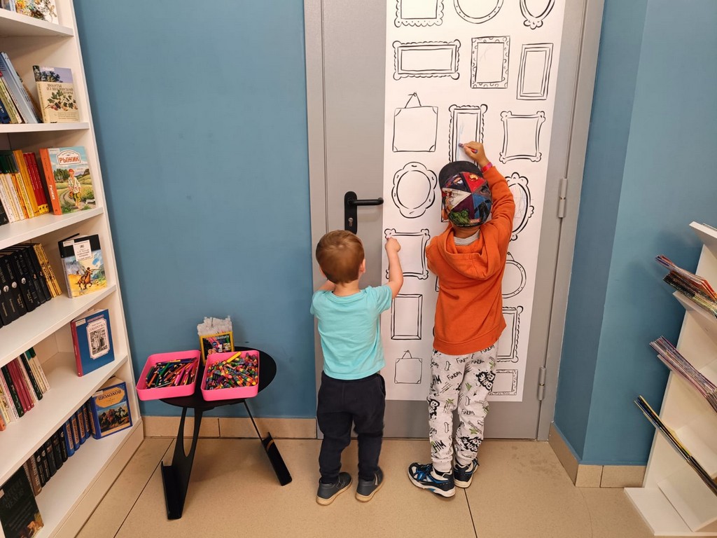 Акция «Библиотечное граффити: чему ты хочешь научиться?»