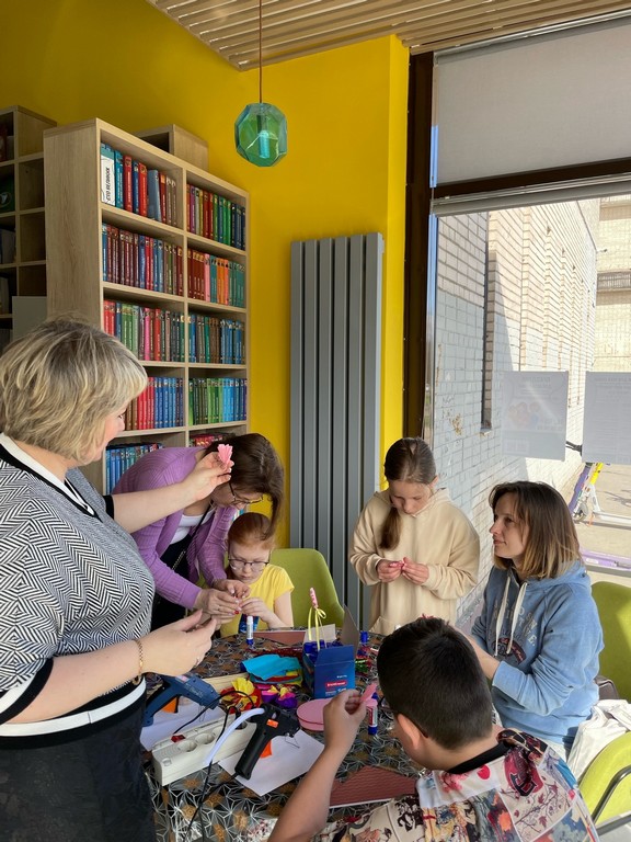 Игра по станциям «Счастливы вместе»