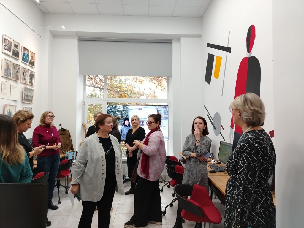 Семинар для заведующих отделами обслуживания городских библиотек