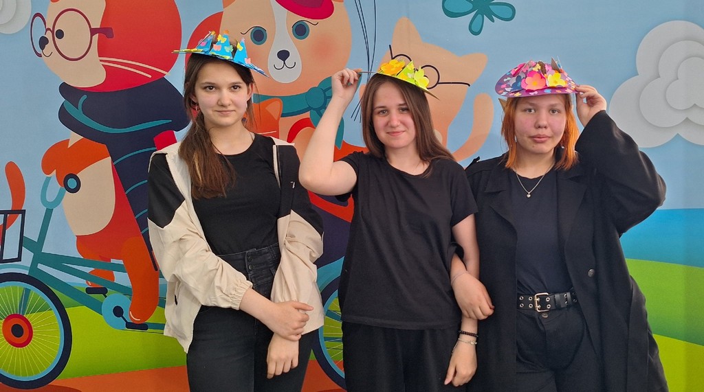 Библиотеки Красносельского района приняли участие  в XIX Санкт-Петербургском Международном Книжном салоне